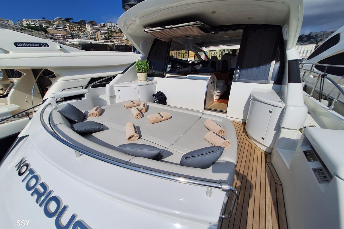 2006 Pershing 62 