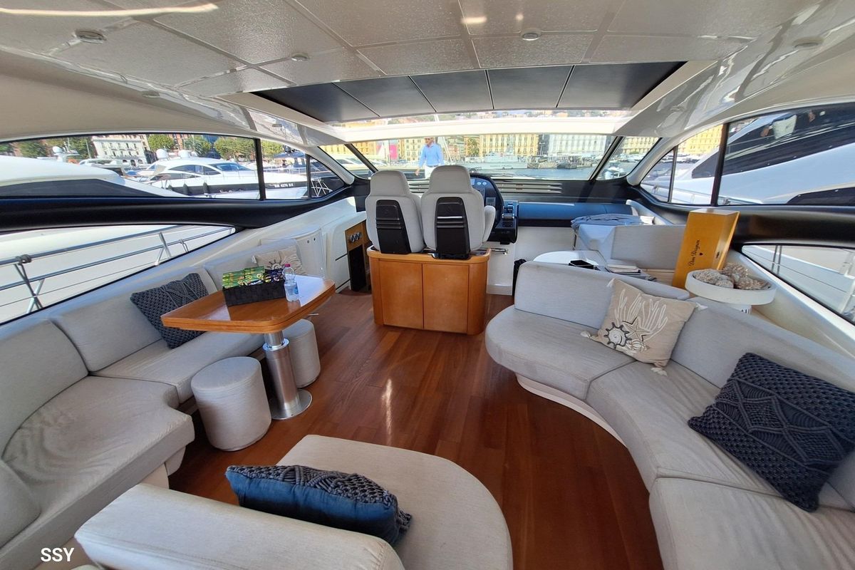 2006 Pershing 62 