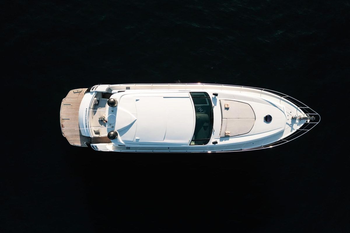 2006 Pershing 62 