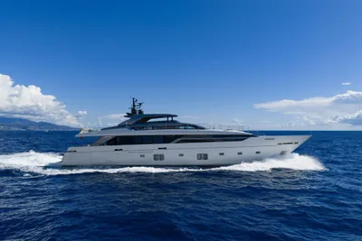 2023 Sanlorenzo sl120a