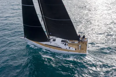 Grand Soleil 44