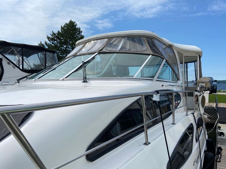 2007-45-cruisers-yachts-455-express-motor-yacht