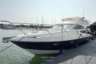 2001 Fairline Phantom 38