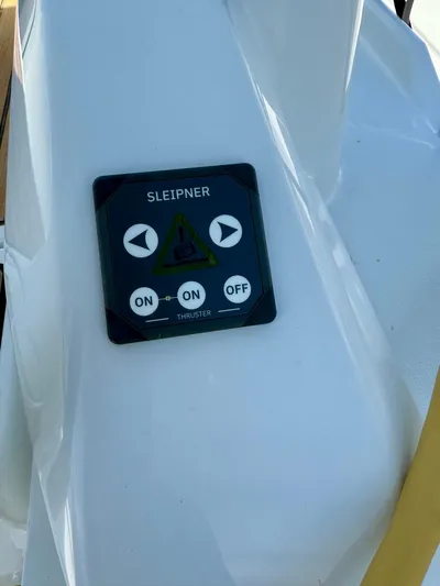 Fasttack Yacht Photos Pics Control panel on 2024 Beneteau Oceanis 30.1 sailboat, featuring Sleipner thruster controls.