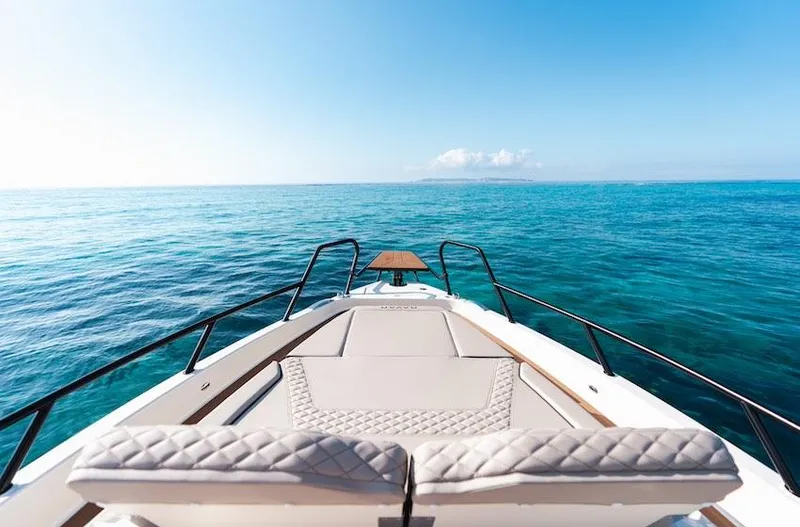  Yacht Photos Pics Luxurious Navan S30 yacht cruising on clear blue ocean, 2025 model.