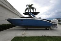 2024 Sea Ray SDX 290 Outboard