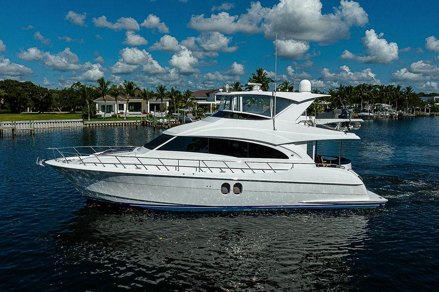 2011 Hatteras 60 Motor Yacht