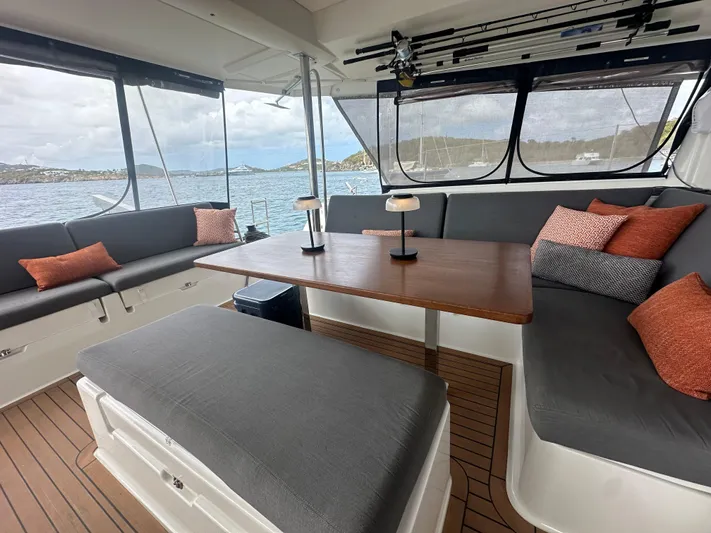 Superfly Yacht Photos Pics 