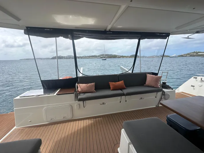 Superfly Yacht Photos Pics 