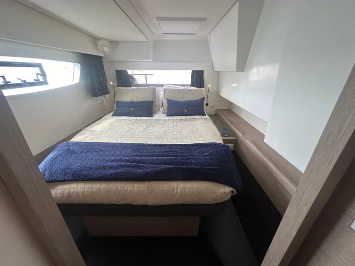 Superfly Yacht Photos Pics 