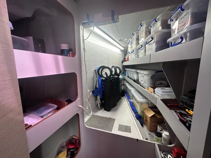 Superfly Yacht Photos Pics 