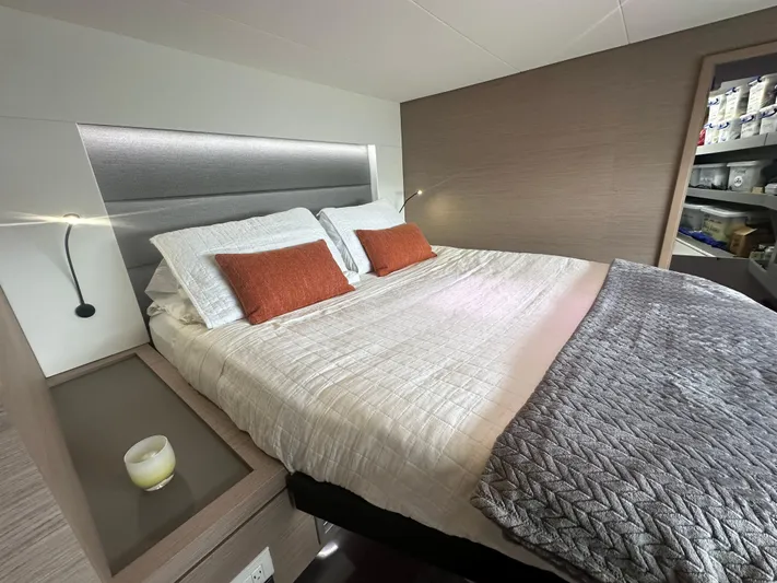 Superfly Yacht Photos Pics 