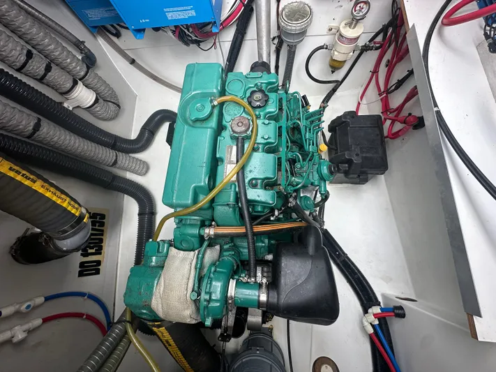 Superfly Yacht Photos Pics 