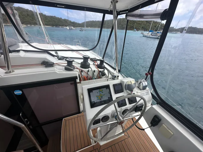 Superfly Yacht Photos Pics 