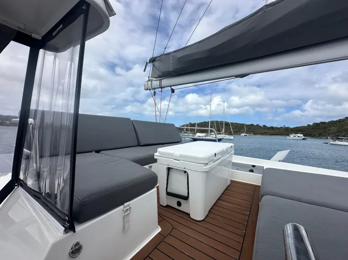 Superfly Yacht Photos Pics 