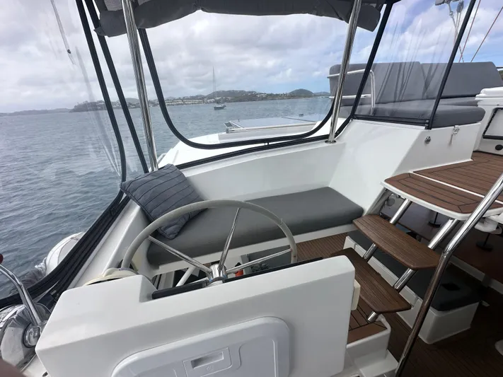 Superfly Yacht Photos Pics 