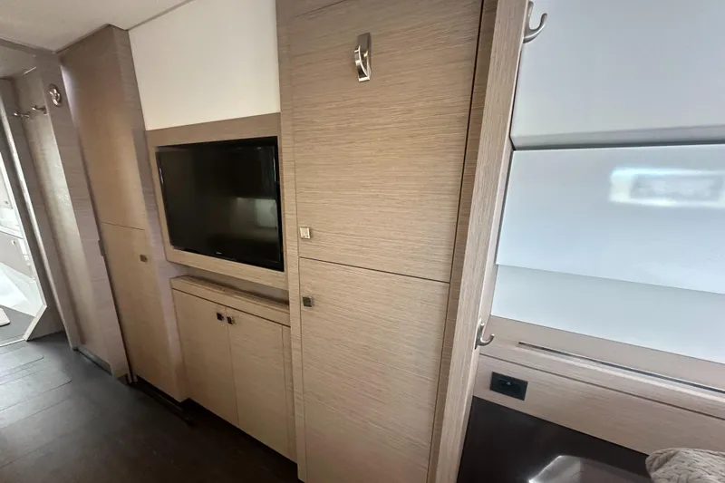 Superfly Yacht Photos Pics 