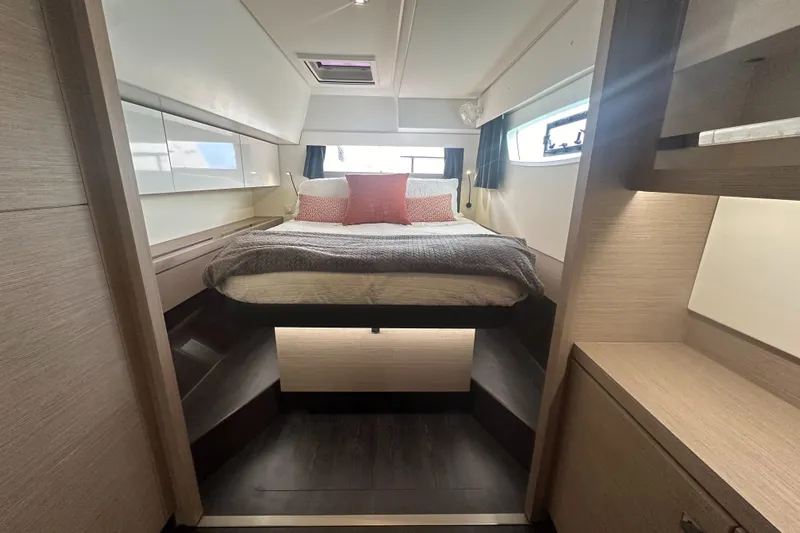 Superfly Yacht Photos Pics 