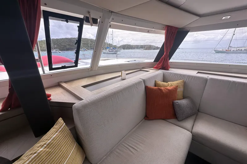 Superfly Yacht Photos Pics 