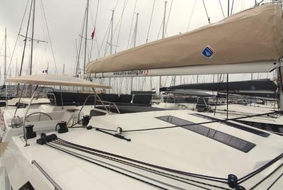 Yacht