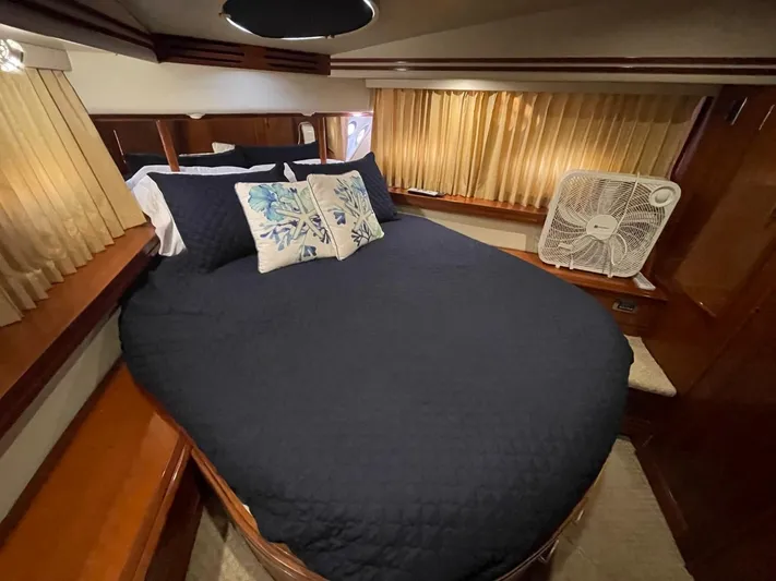 Seas The Day Yacht Photos Pics 