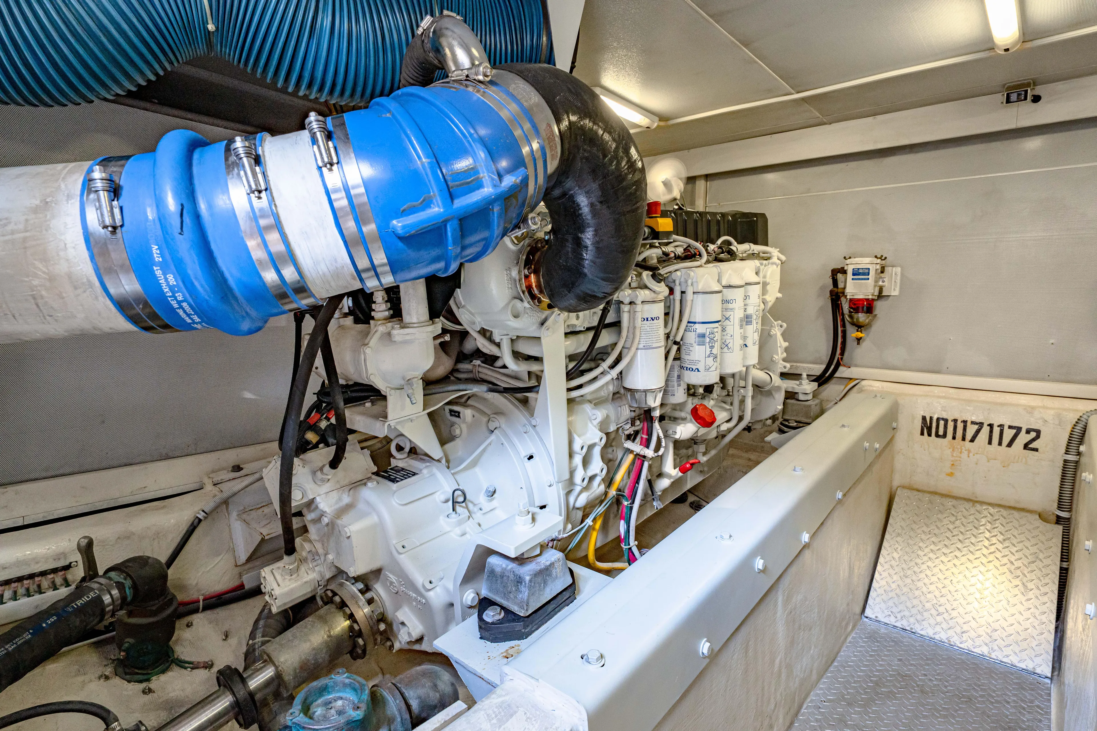 Victory Yacht Photos Pics 