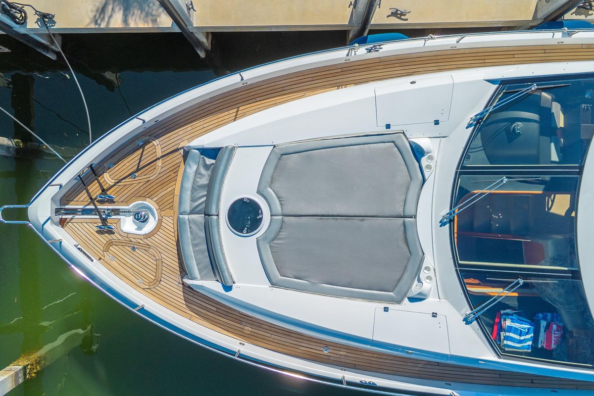 2006 Sunseeker 75 