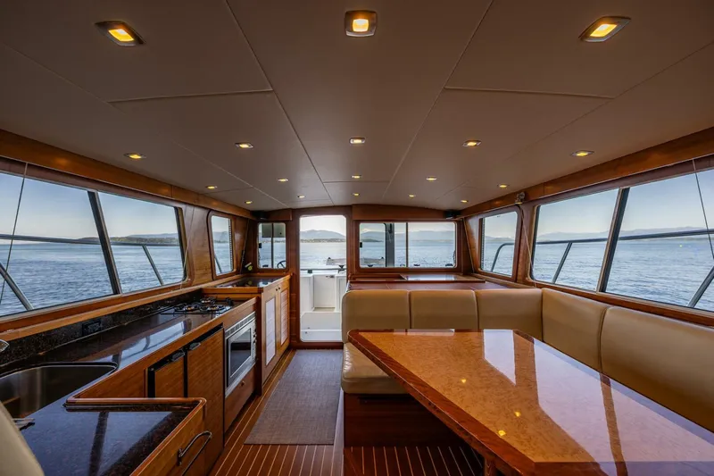 Running Easy Yacht Photos Pics 