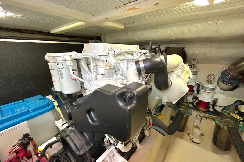  Yacht Photos Pics Engine room of 2017 Sabre 42 Salon Express, showcasing detailed mechanical components.