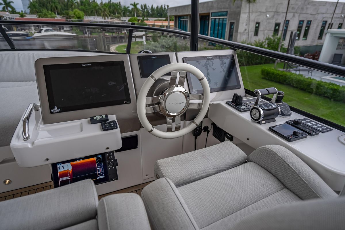 2022 Azimut 66 
