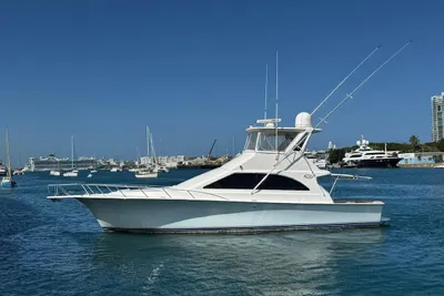 Ocean Yachts 48 CONVERTIBLE
