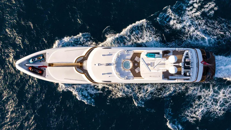 Mirabella Yacht Photos Pics 