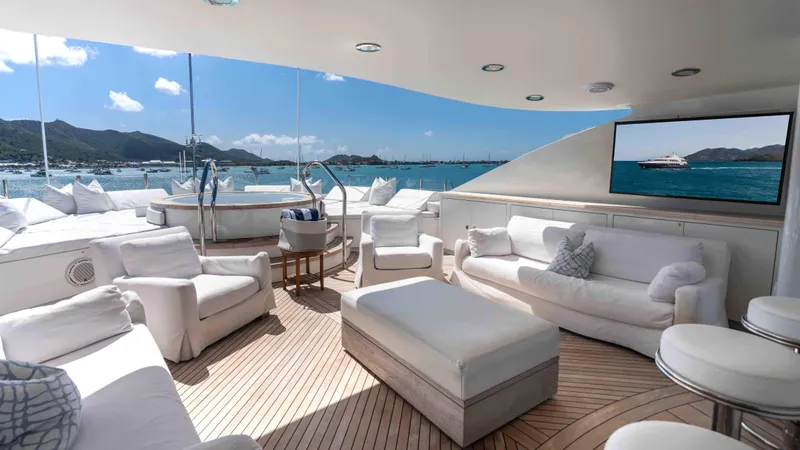 Mirabella Yacht Photos Pics 