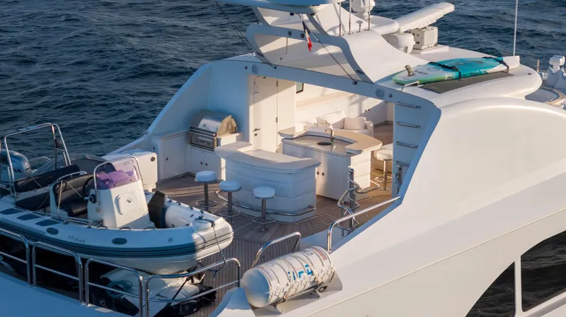 Mirabella Yacht Photos Pics 