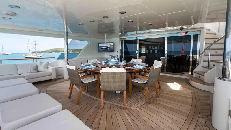 Mirabella Yacht Photos Pics 