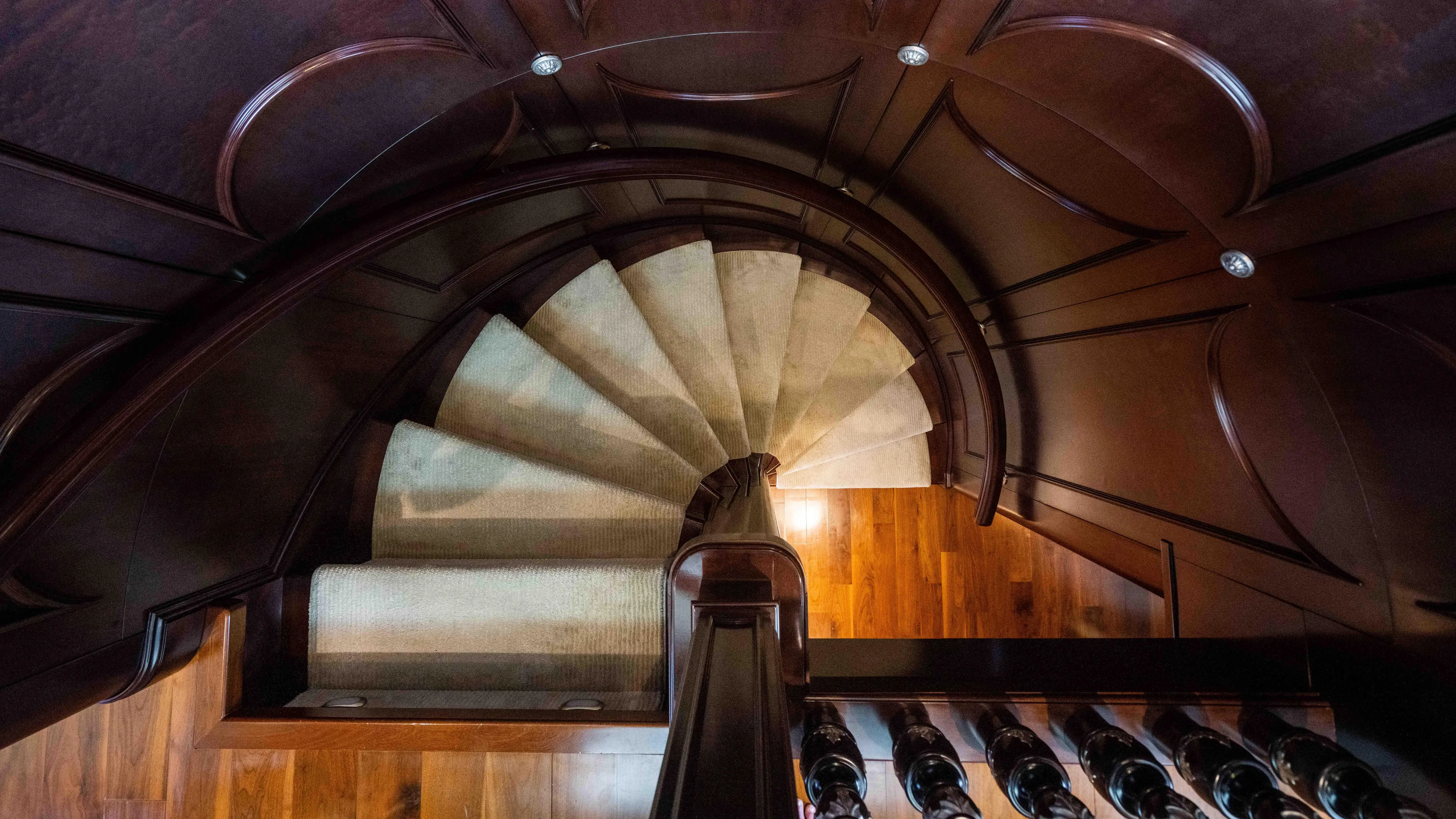 Mirabella Yacht Photos Pics 