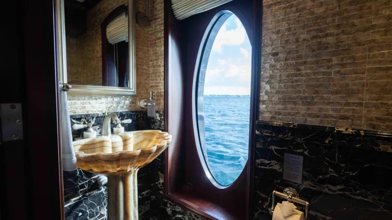 Mirabella Yacht Photos Pics 