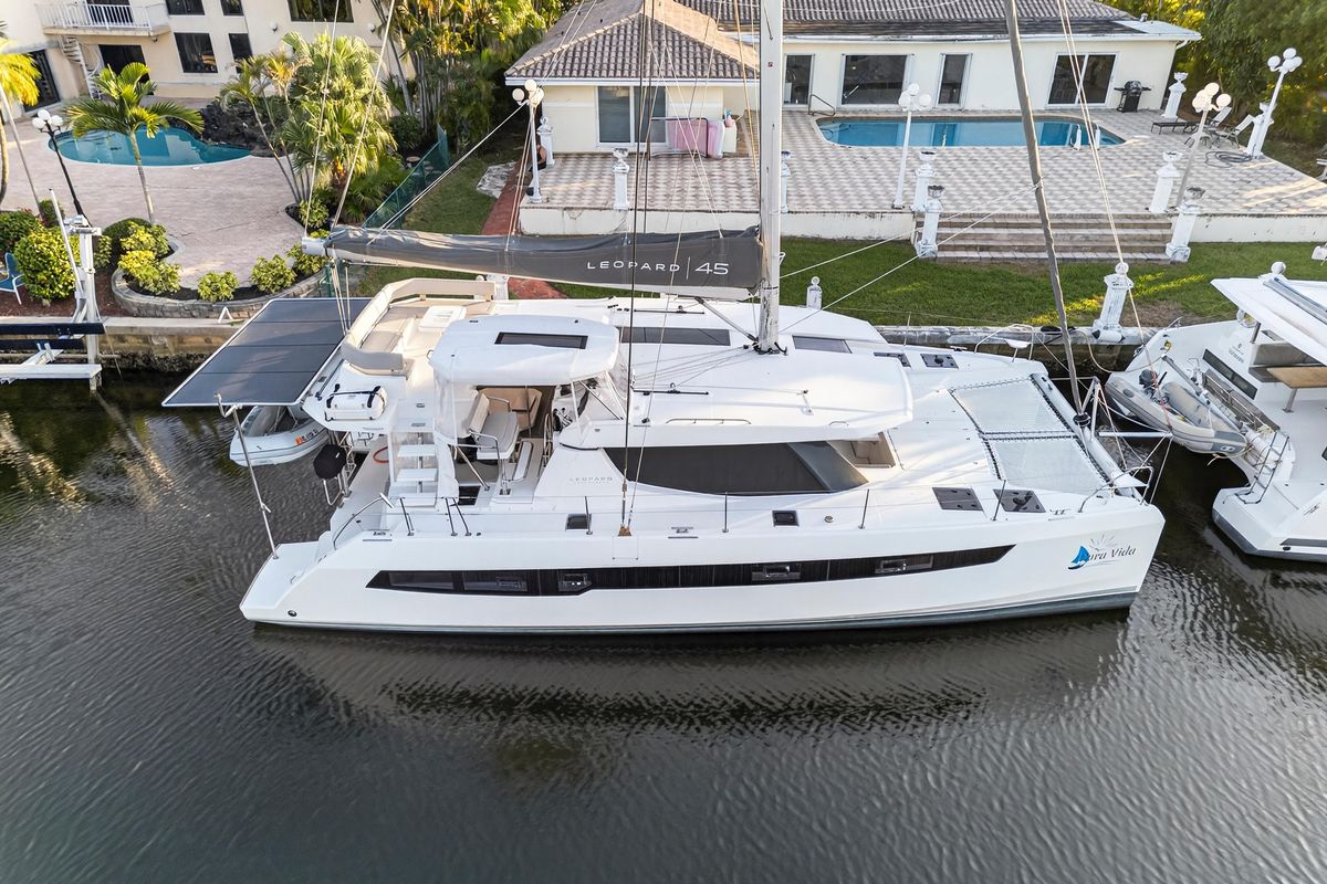 2022 Leopard 45 