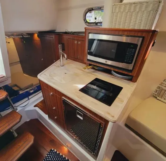 Amazing Grace Yacht Photos Pics 