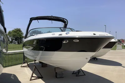 Sea Ray SDX 250 Surf