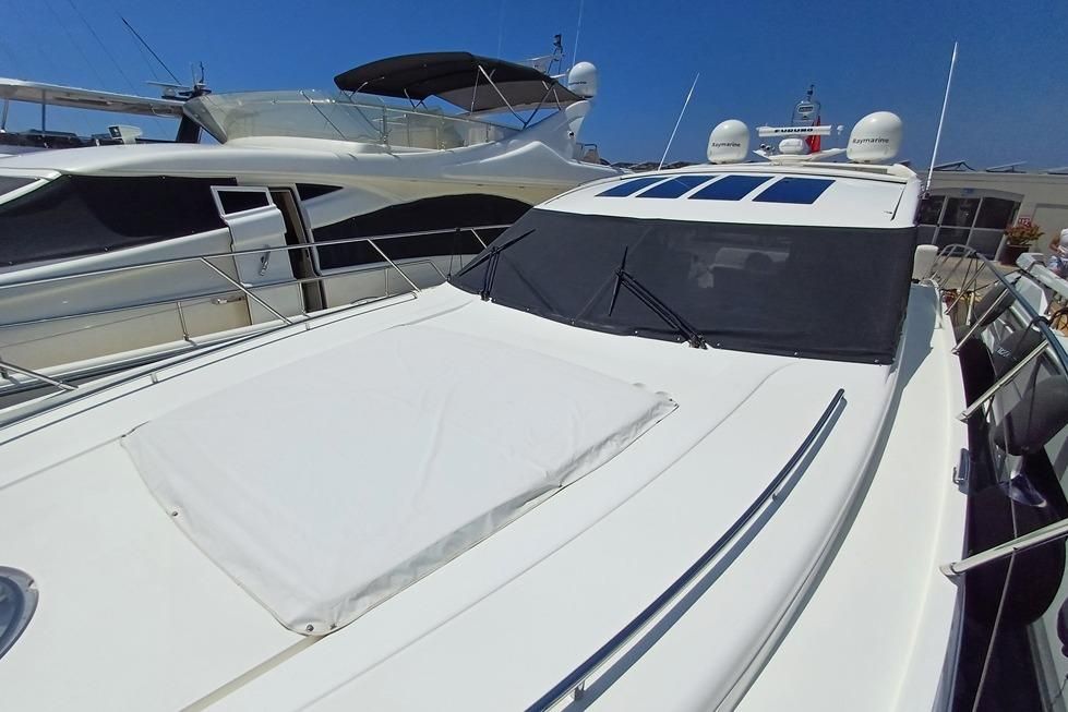 2010 Princess 63 