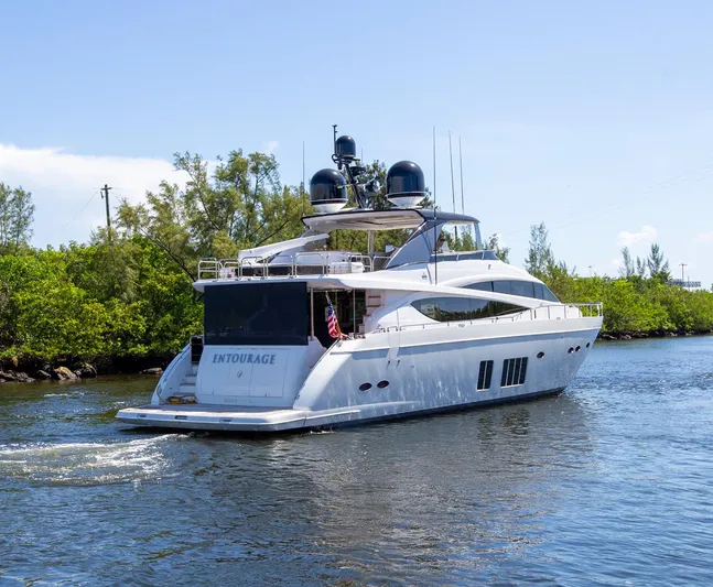 Entourage Yacht Photos Pics 