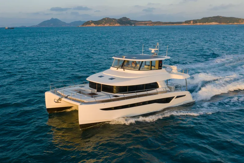 Granocean W-60 - 006 Yacht Photos Pics 