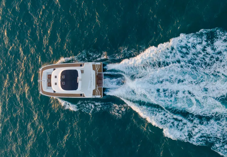 Granocean W-60 - 006 Yacht Photos Pics 