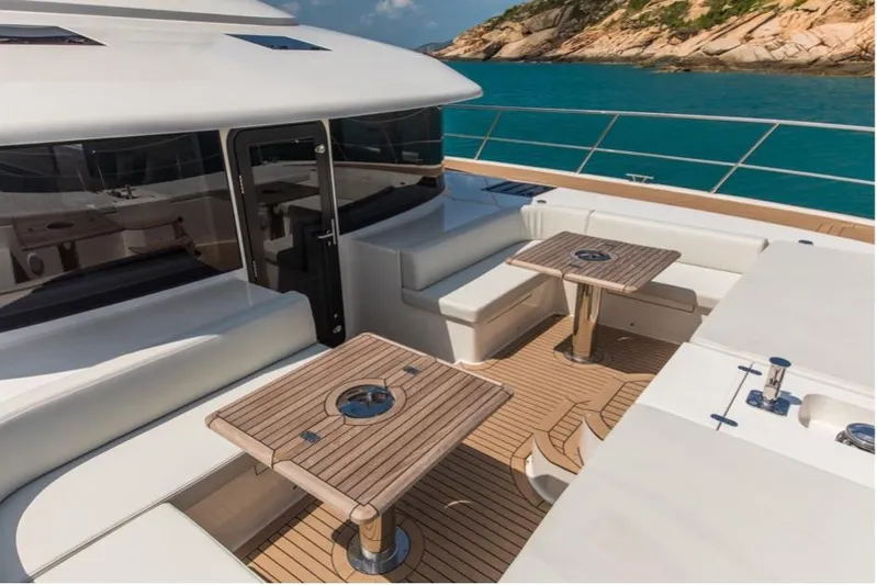 Granocean W-60 - 006 Yacht Photos Pics 