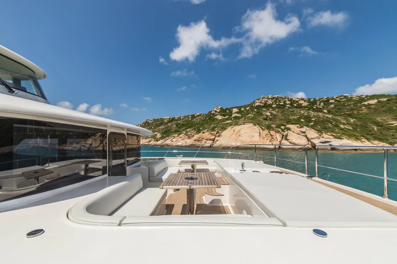 Granocean W-60 - 006 Yacht Photos Pics 