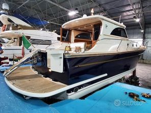 2007 Cantieri Estensi 360 Goldstar