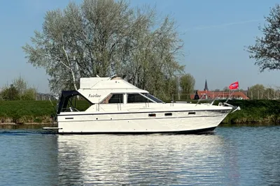 1990 Fairline Corniche 31 Fly