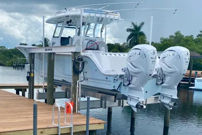 Sea Fox 368 Commander