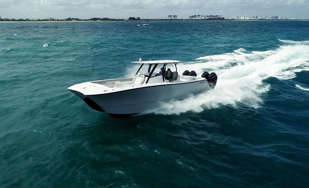 front runner boats catamaran